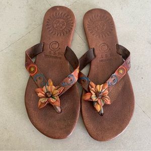 Embellished Leather Tropical Festive Flipflop Thong Sandals Boho Retro Size 7